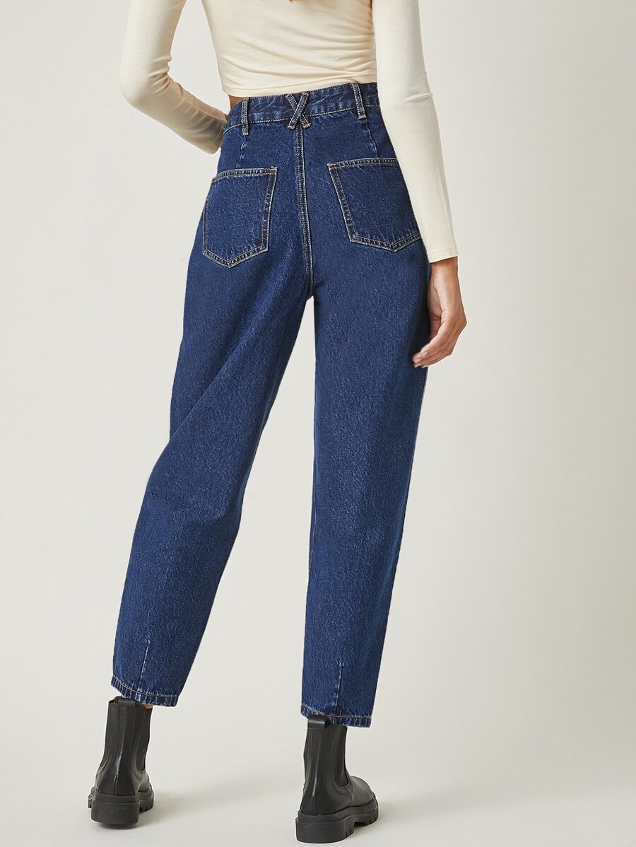 High-waisted Baggy Jeans